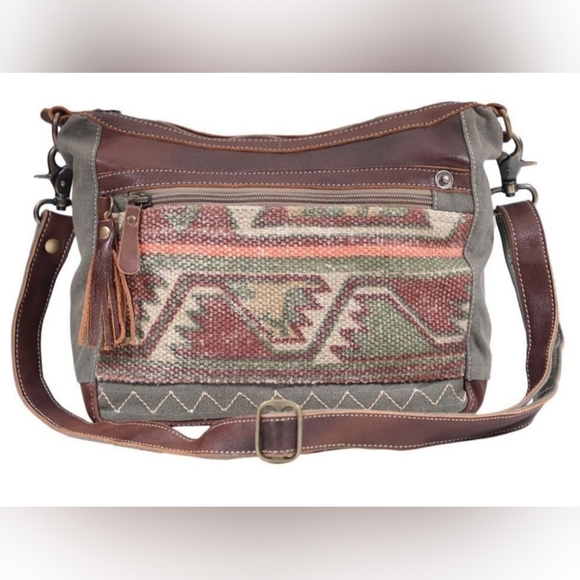 Nwt Myra Luana Leather & Upcycled Canvas Crossbody Bag Jacquard Boho-chic - Picture 5 of 11